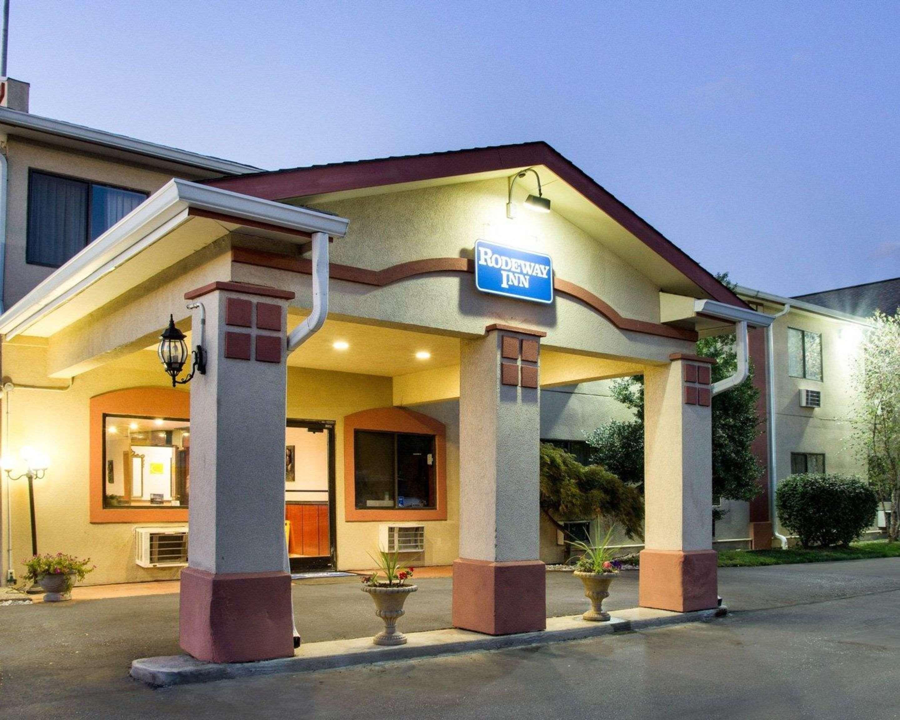 Rodeway Inn Florence - Cincinnati South Bagian luar foto