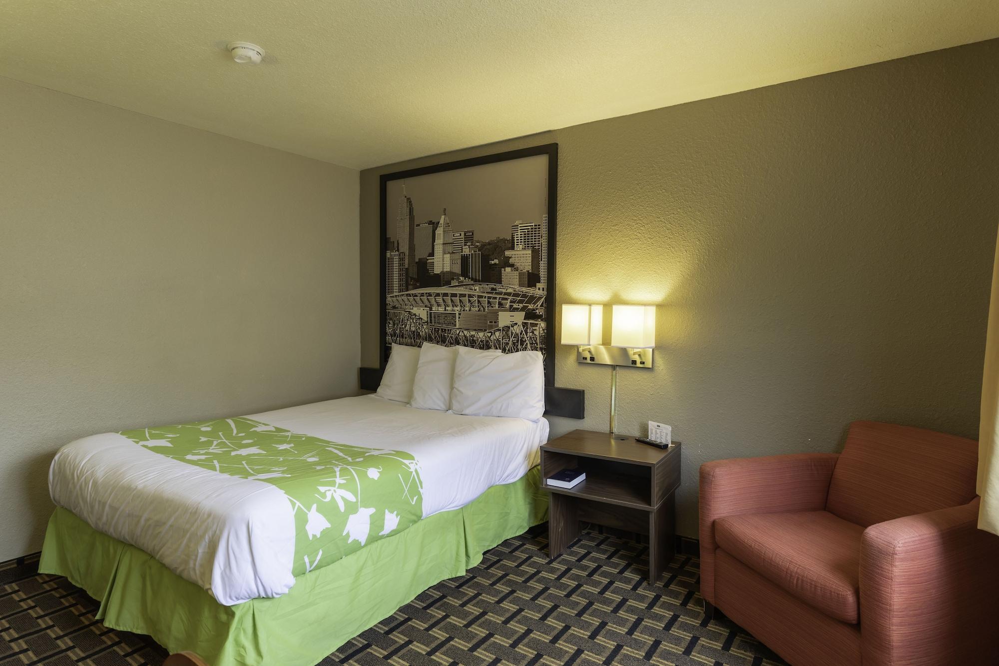 Rodeway Inn Florence - Cincinnati South Bagian luar foto